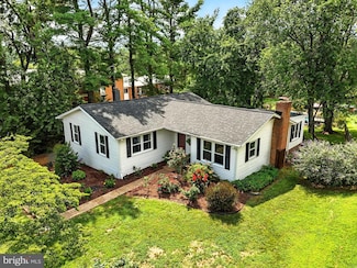 28 Piedmont St, Warrenton, VA 20186