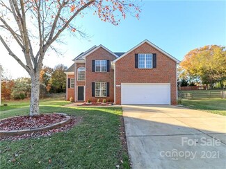 13317 Emerald Branch Ln, Charlotte, NC 28273