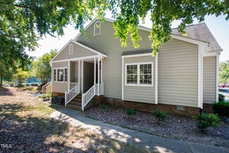 8450 Wycombe Ln, Raleigh, NC 27615