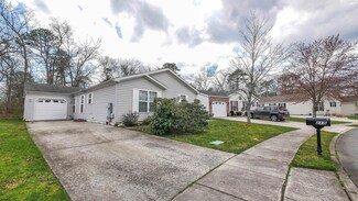 215 Burning Tree Ct, Mays Landing, NJ 08330