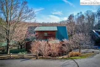 200 Apple Ridge Ln, Blowing Rock, NC 28605