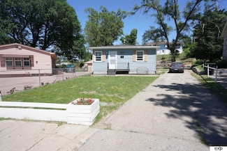 5433 N 45th Ave, Omaha, NE 68104