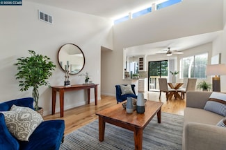 1945 Trinity Ave Unit 8, Walnut Creek, CA 94596