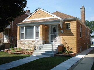 8022 S Fairfield Ave, Chicago, IL 60652