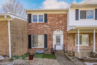 2029 Carlile Dr, Uniontown, OH 44685