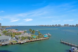 2650 Lake Shore Dr Unit 703, Riviera Beach, FL 33404