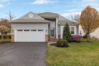 92 Renaissance Blvd, Somerset, NJ 08873