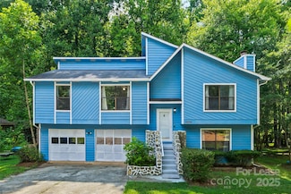 6530 Thamesmead Ln, Mint Hill, NC 28227