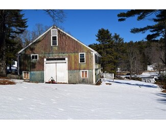 100 East St, Petersham, MA 01366