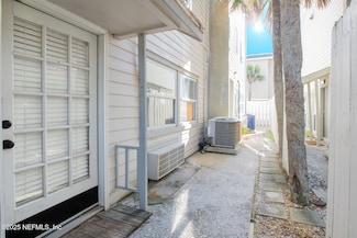 4 20th Ave S Unit LOWER UNIT, Jacksonville Beach, FL 32250