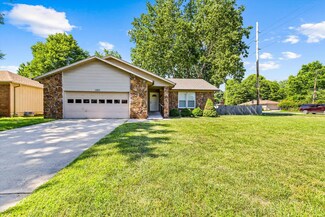 1385 E Dunkirk St, Springfield, MO 65804