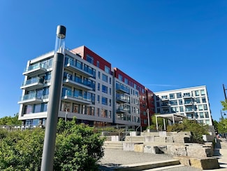 99 Sumner St Unit 305, Boston, MA 02128