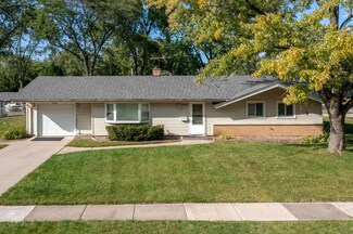1600 Winchester Ln Unit 2, Schaumburg, IL 60193