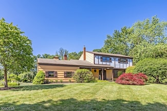 180 Bee Meadow Pkwy, Whippany, NJ 07981