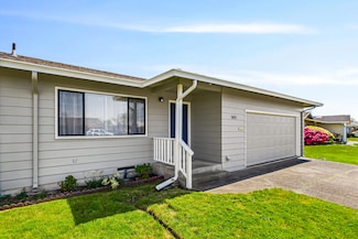 2025 Haeger Ave, Arcata, CA 95521
