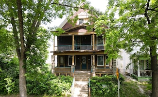 930 N 34th St Unit 932, Milwaukee, WI 53208