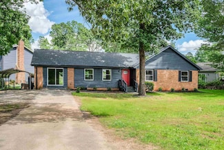 2 Willowood Dr, Spartanburg, SC 29303