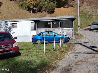 7735 U S 19e, Roan Mountain, TN 37687