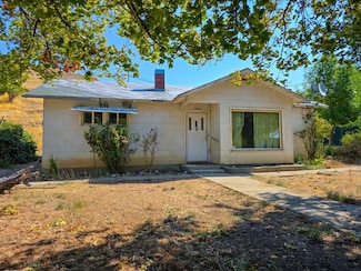 15936 First Ave, Hornbrook, CA 96044