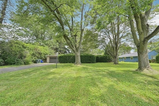 1068 McNaughten Rd, Columbus, OH 43213