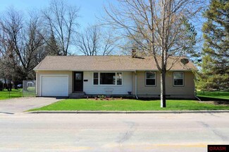 831 Sherman St, Good Thunder, MN 56037
