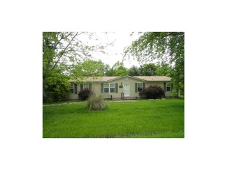 4749 SE Meadow Dr, Lathrop, MO 64465