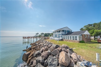 154 Riverside Dr, Deltaville, VA 23043