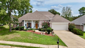 105 Glen Auburn Dr, Clinton, MS 39056