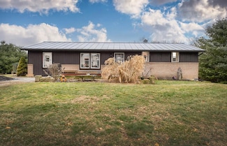 9508 Gregg Rd, Fredericktown, OH 43019