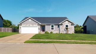 2671 London Ln, Belleville, IL 62221