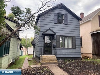 726 13th St N, Virginia, MN 55792