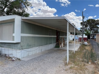 201 W Comstock Cir N, Pahrump, NV 89048