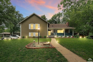 3103 Trail Rd, Lawrence, KS 66049