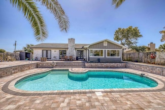 3346 Laurel Dr, Gulf Breeze, FL 32563