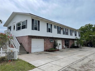 13288 4th St E, Madeira Beach, FL 33708