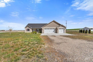 9248 Rolling Hills Ct, Nampa, ID 83686
