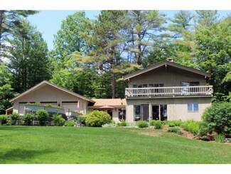 160 Fairway Ln, New London, NH 03257