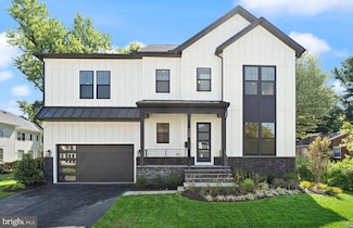 3013 N Toronto St, Arlington, VA 22213