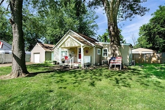 527 S Church St, New Lebanon, OH 45345