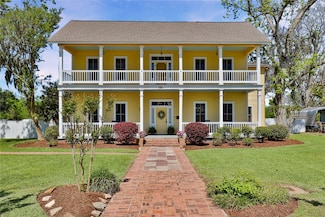 582 County Road 703, West Columbia, TX 77486