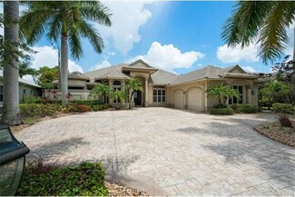 9845 Rocky Bank Dr, Naples, FL 34109
