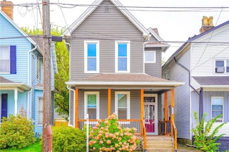 906 11th St, New Brighton, PA 15066