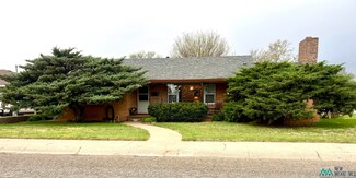 2712 Gidding St, Clovis, NM 88101