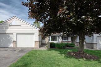81 Skyline Cir NW Unit 124, Grand Rapids, MI 49504