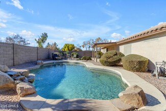 2957 E Erie Ct, Gilbert, AZ 85295