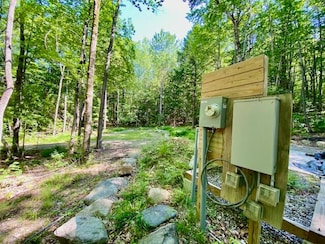 27 Nocturne Rd, Parsonsfield, ME 04047