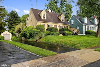 10 Pershing Ave, Ewing, NJ 08618