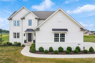 8927 Clubview St NW, Massillon, OH 44646