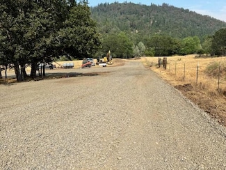 0 E Antelope Rd E Unit 300,301 220196240, Eagle Point, OR 97524