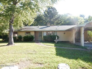 106 Gayden St, Brandon, MS 39042